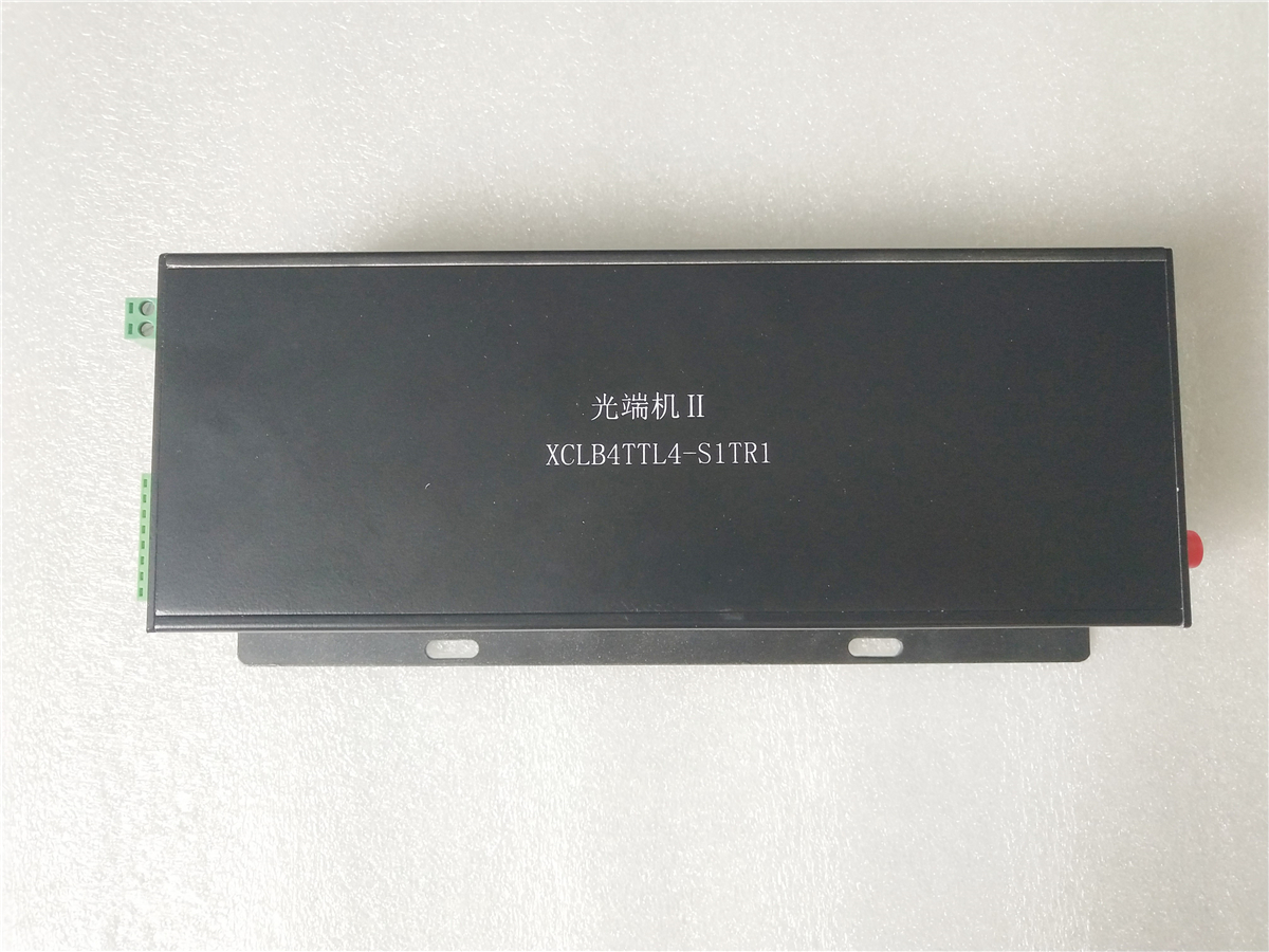 XCV2D2LA11TTL4-SRR1光端機